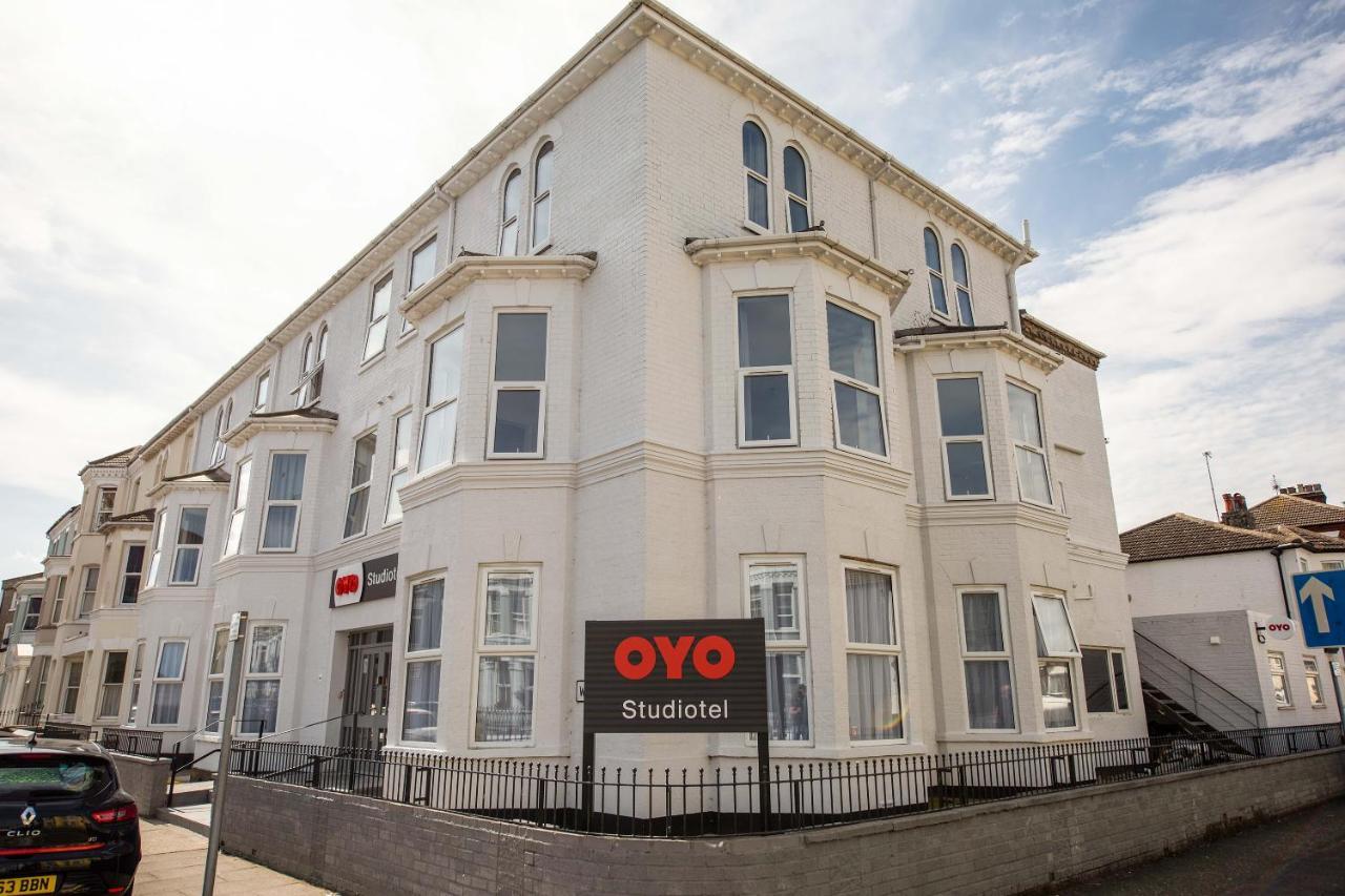 Oyo Studiotel Gy - Modern Hotel Apartments Great Yarmouth Exterior foto